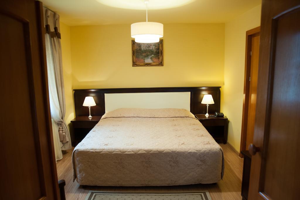 Csillag Panzio Hotell Lunca de Jos  Exteriör bild