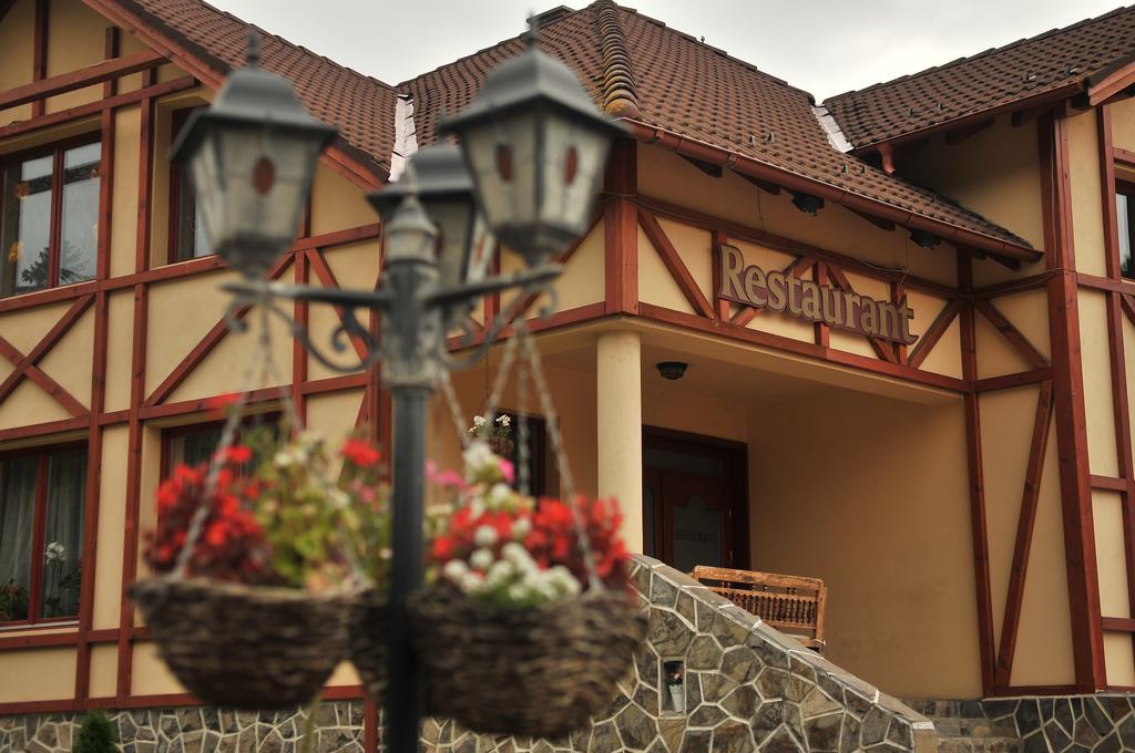 Csillag Panzio Hotell Lunca de Jos  Exteriör bild
